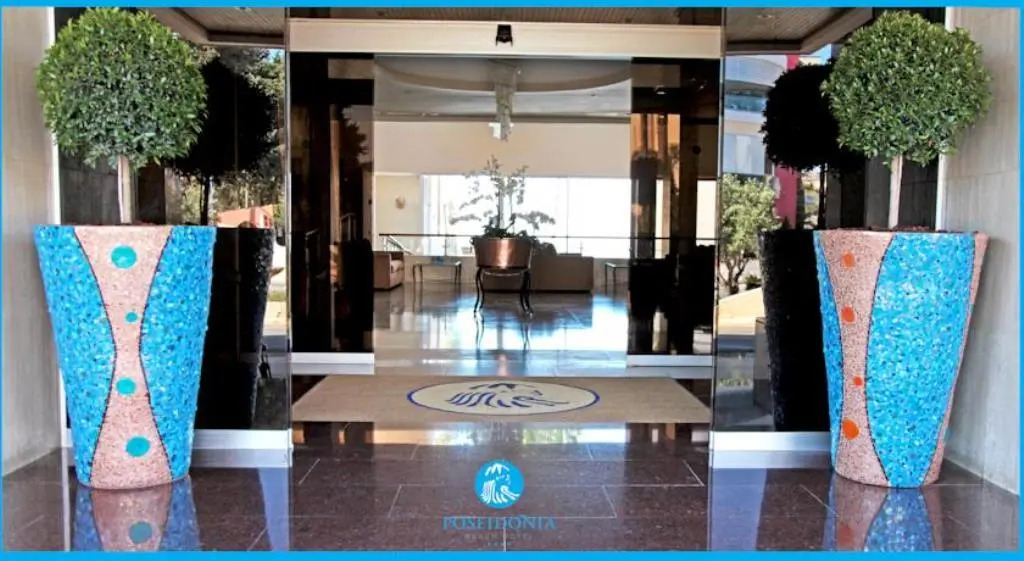 POSEIDONIA BEACH HOTEL
