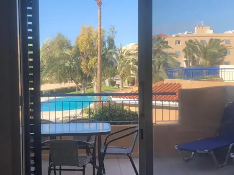 Stylish 2 bedroom apartment with seaviews in King's Palace - Photo 3