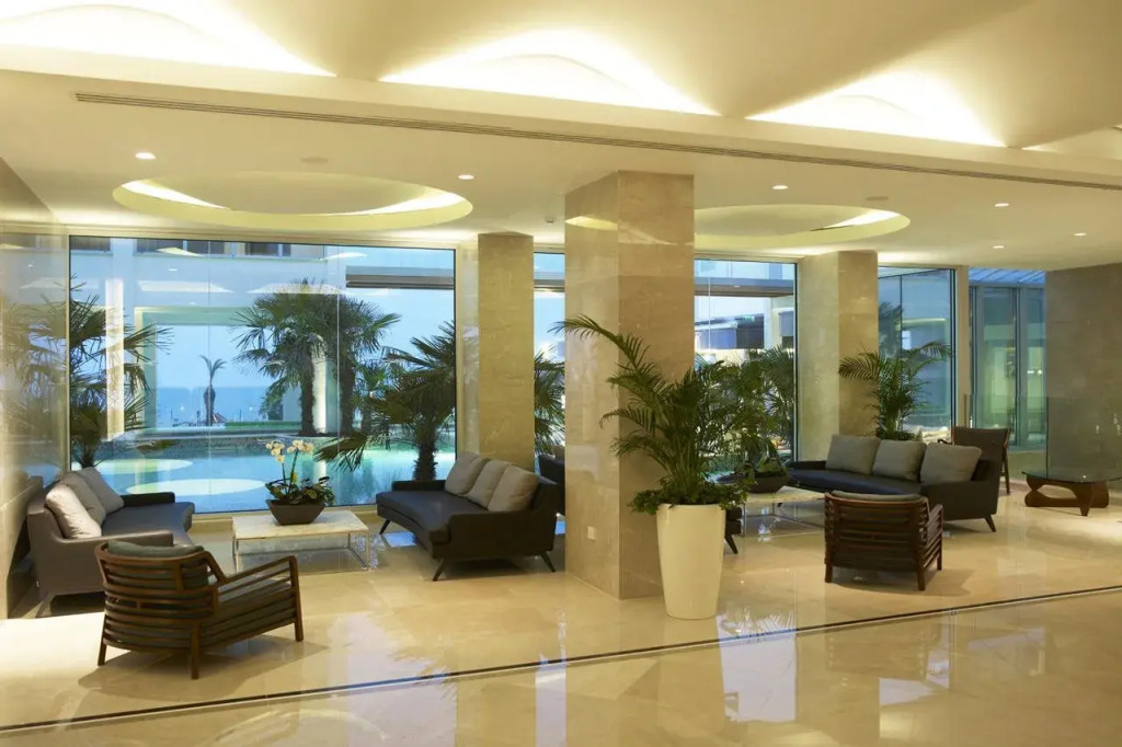Sunrise Pearl Hotel & Spa
