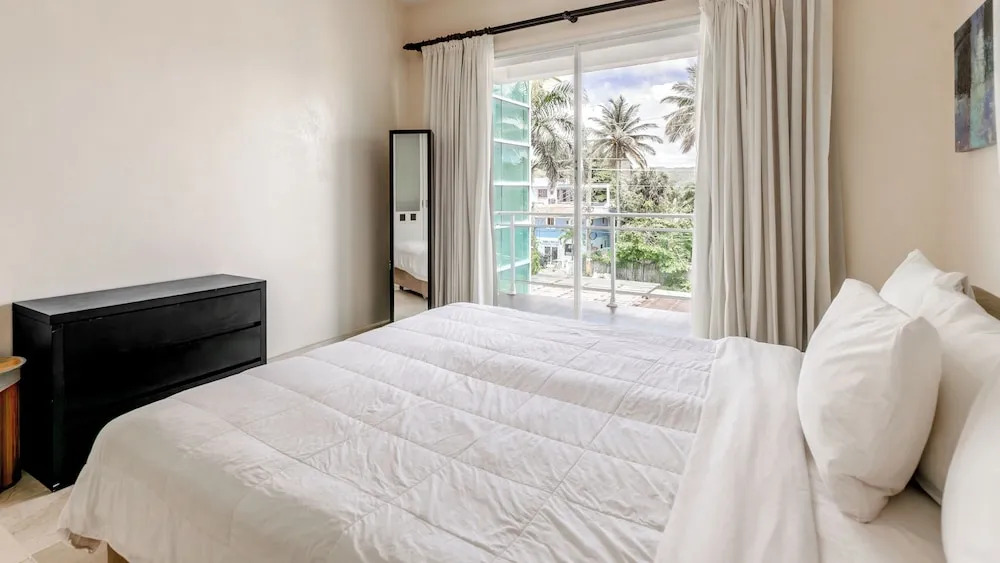 Watermark Luxury Oceanfront All Suite Hotel - Foto 2