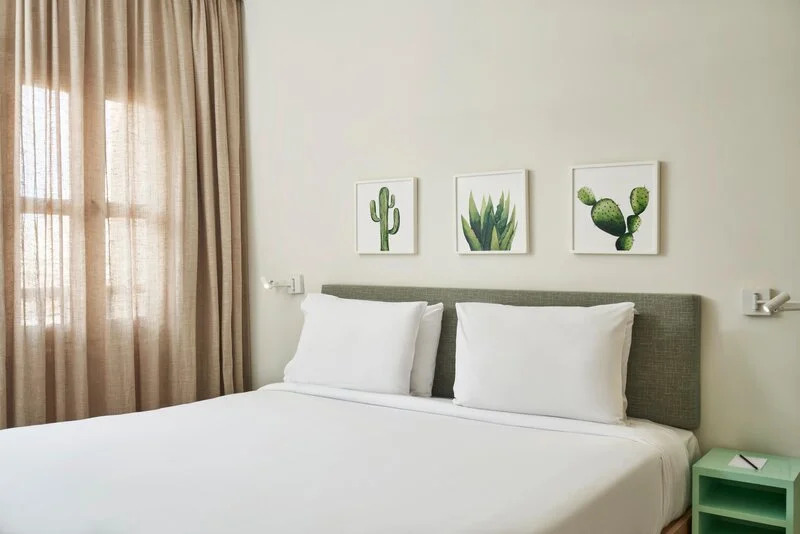 Captain's Inn - Photo 2