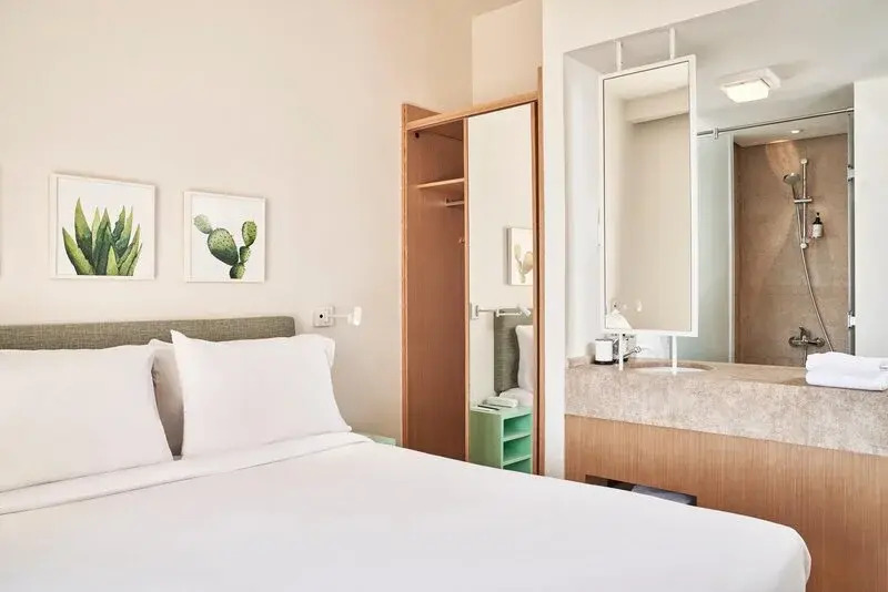 Captain's Inn - Photo 3