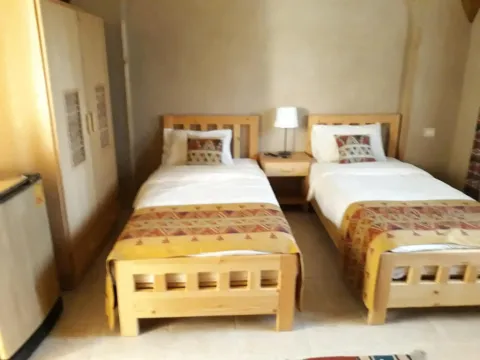 Embrace Hotel - Photo 3