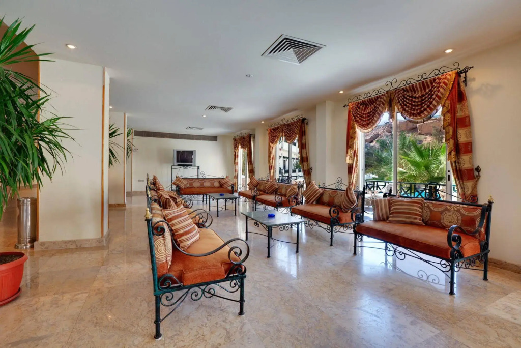 Fantazia Hotel - Photo 2