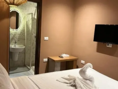 Palm Desert Pyramids Hotel - Photo 4