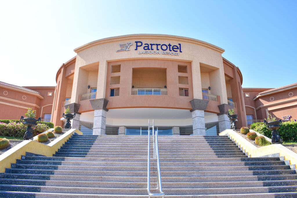 Parrotel Lagoon Resort