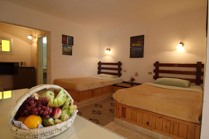 Samaka Beach Resort - Photo 4