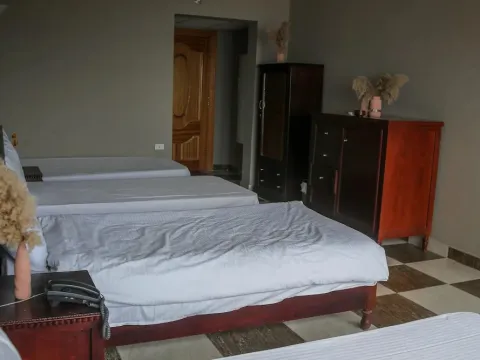 Serenity Lodge - Photo 2