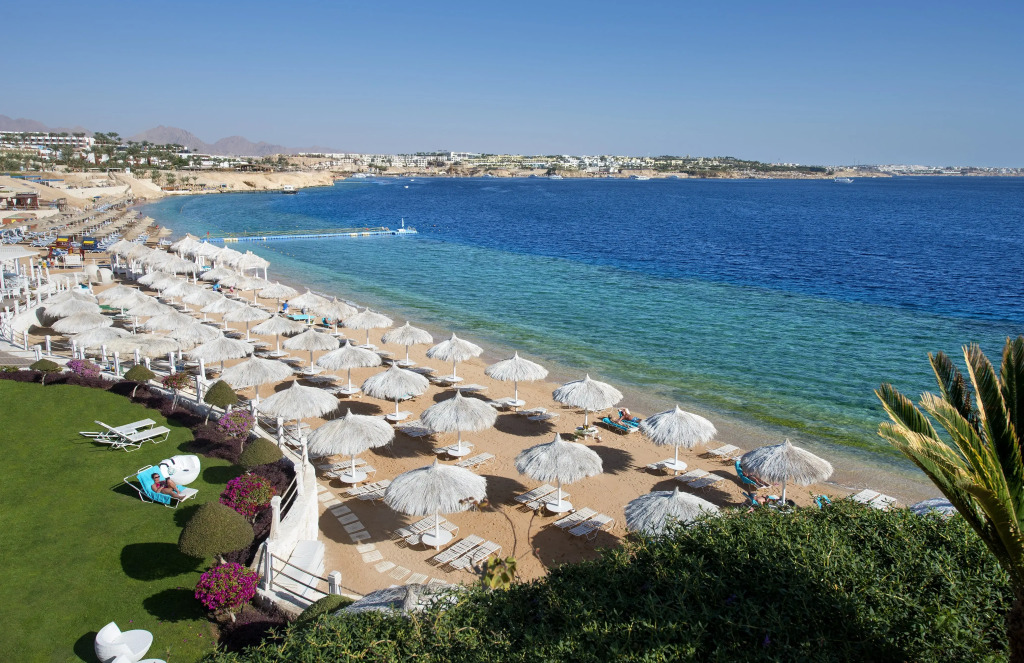 SUNRISE Arabian Beach Resort