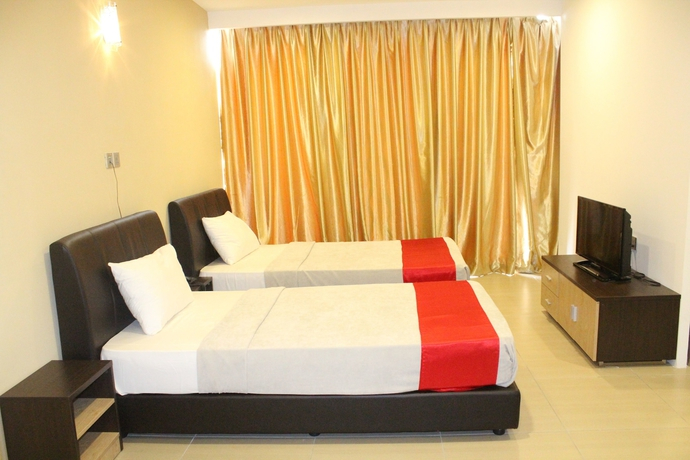 Tropicana Grand Azure - Photo 2