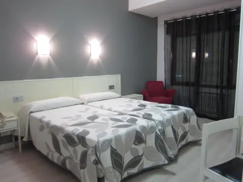 Acebos Azabache Gijón - Photo 2