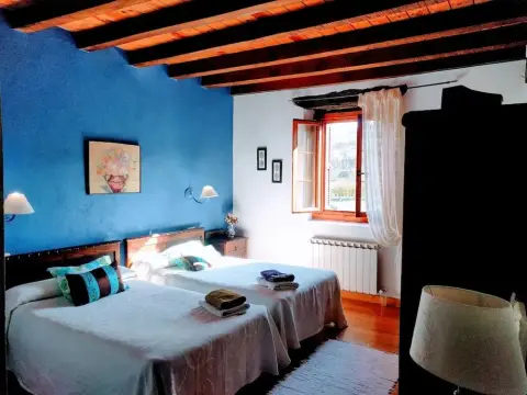 Agroturismo y apartamentos Ondarre - Photo 2