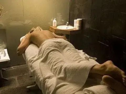 Aisia Deba - Photo 3