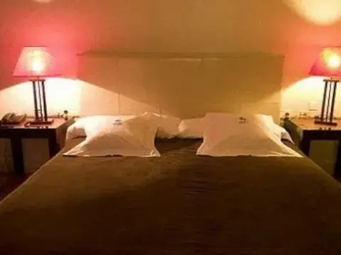 Aisia Deba - Photo 4