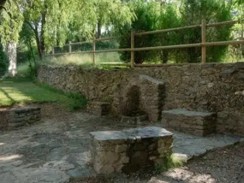 Alberg Pere Figuera - Photo 1