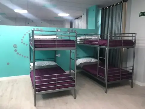 Albergue Augas Quentes - Hostel - Foto 2