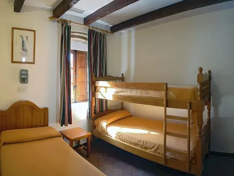 Albergue Inturjoven El Bosque - Photo 3