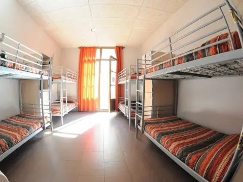 Albergue Zaragoza Hostel - Photo 3