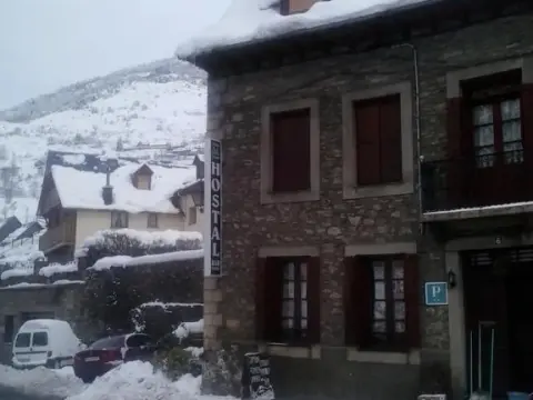 Alojamiento Rural Ostau Era Nheuada - Foto 1