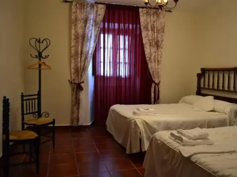 Hotel Amanecer en Campos - Photo 2