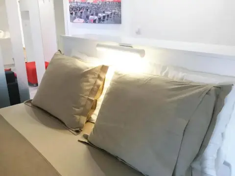 Apartamento atico en Puerta del Sol - Photo 2