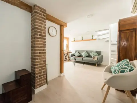 Apartamento Dúplex en Puerta del Sol - Photo 3