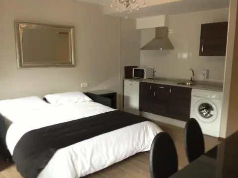 Apartamentos Alvear Suites - Photo 2