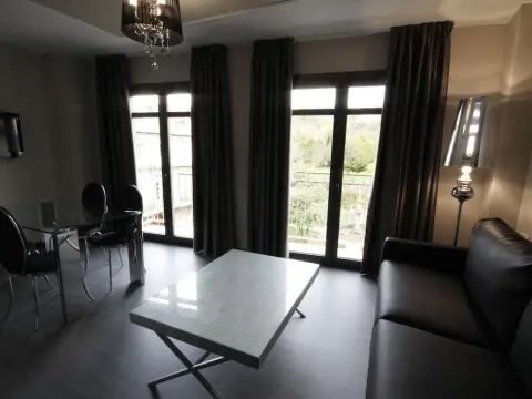 Apartamentos Alvear Suites - Photo 3