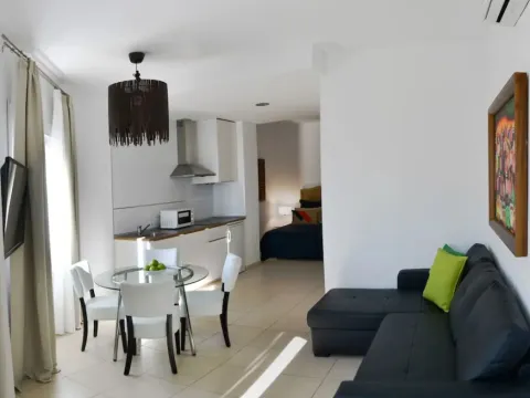 Dos Olivos Apartamentos - Photo 2