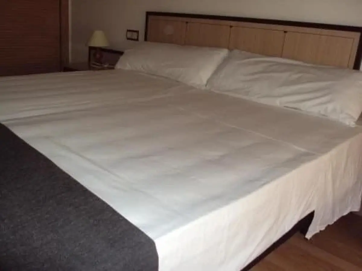 Apartamentos Emperatriz Ocaña