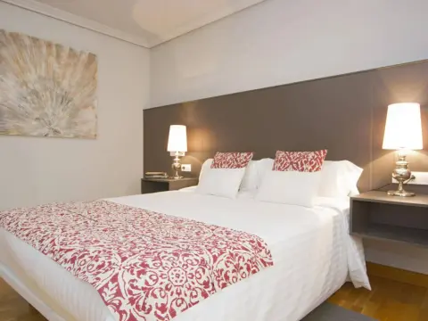 Apartamentos Luxury Marabo Suites - Photo 1