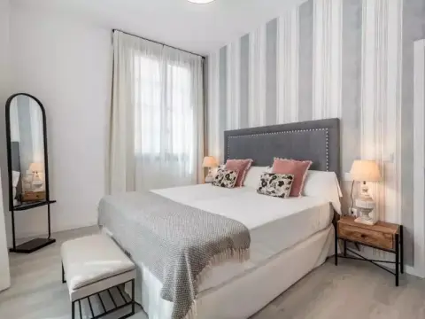 Apartamentos Puerta Elvira Suites 3000 - Photo 4