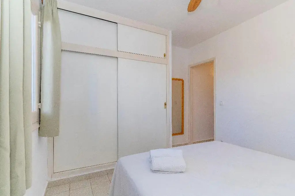 Apartamentos Ses Anneres - Photo 4