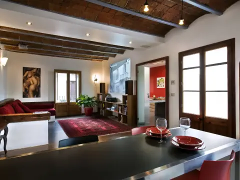 Vidre Home - Plaza Real Apartments - Photo 1