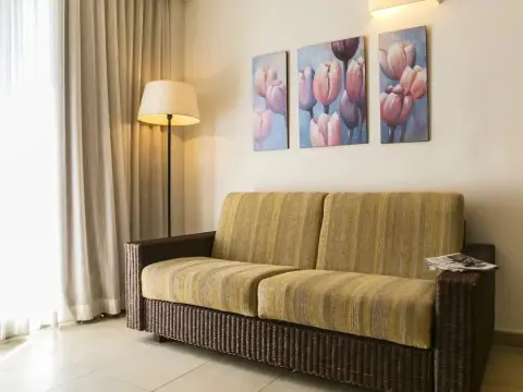 Aparthotel AirBeach Islantilla - Photo 4