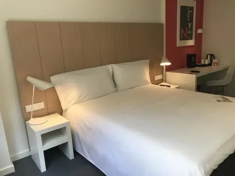 Aparthotel Ciudad de Aranda - Photo 2