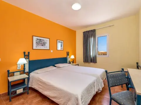 Aparthotel Morasol Atlantico - Photo 4