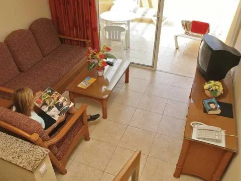 Apartments Punta Marina by LIVVO (ex.Aptos. Punta Marina) - Photo 4