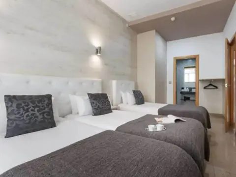 Apartments Ramblas 108 - Photo 4