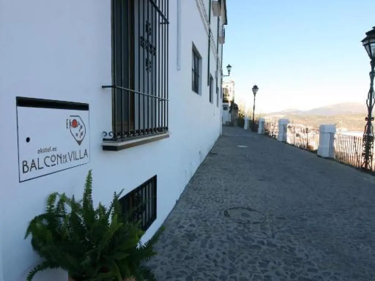 Balcón de la Villa
