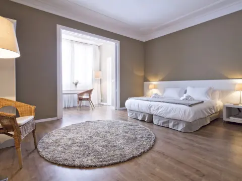 Barcelona 226 Exclusive Rooms - Photo 3