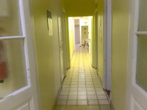 Barcelona City Ramblas - Pensión Canaletas - Photo 2