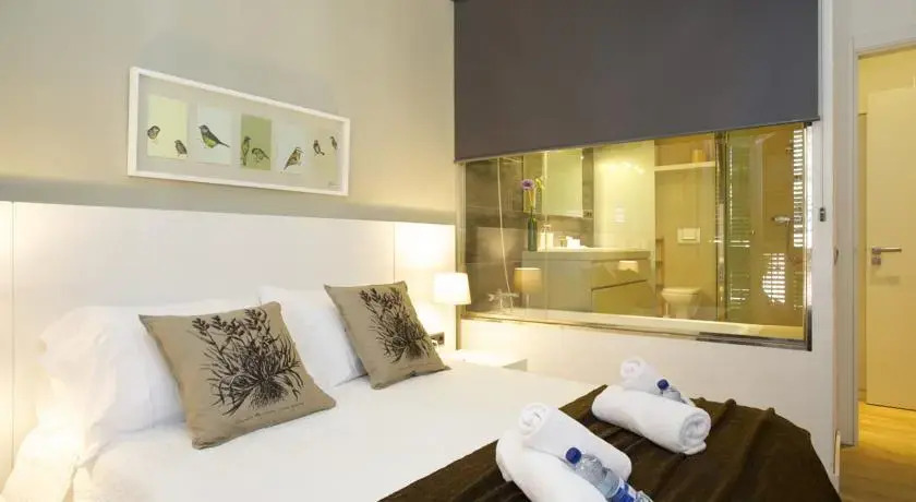 Urban Suites - Photo 2