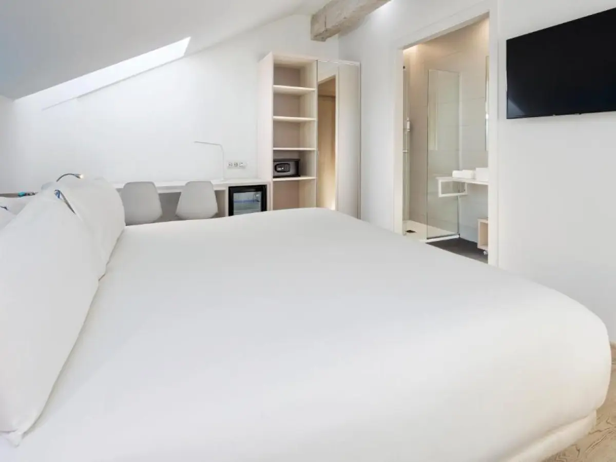 B&B Donostia San Sebastián Aeropuerto Hotel 