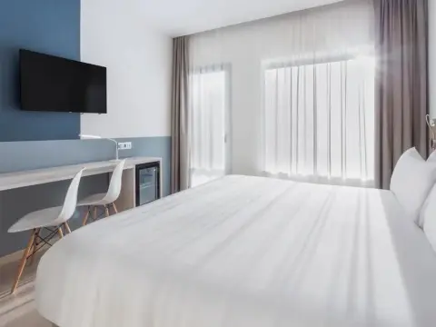 B&B Donostia San Sebastián Aeropuerto Hotel  - Photo 4