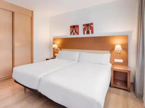 B&B Hotel Logroño Las Cañas - Photo 3