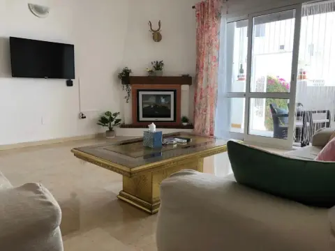 Benavista Estepona - 2 Bed Town House with Pool - Photo 3