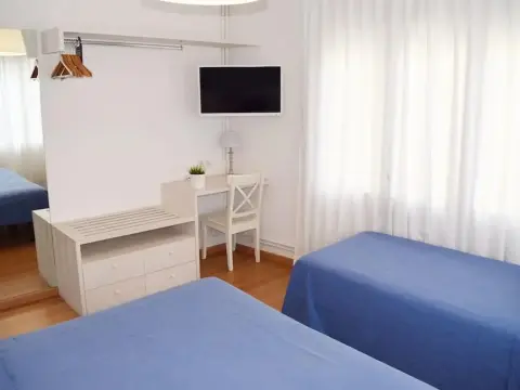 Blue Barcelona - Photo 1