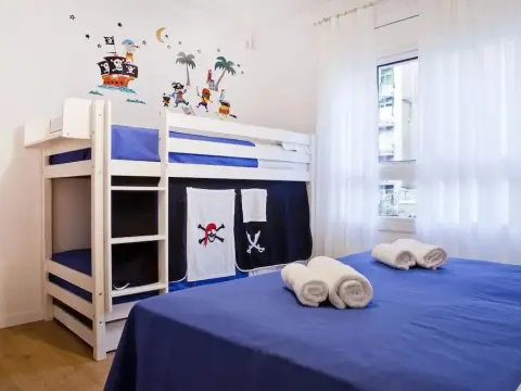 Blue Barcelona - Photo 3