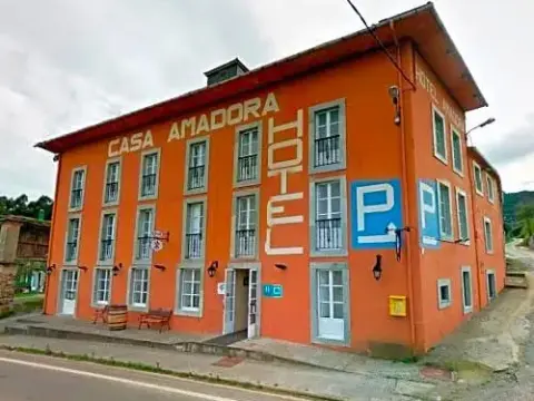 Casa Amadora - Photo 1
